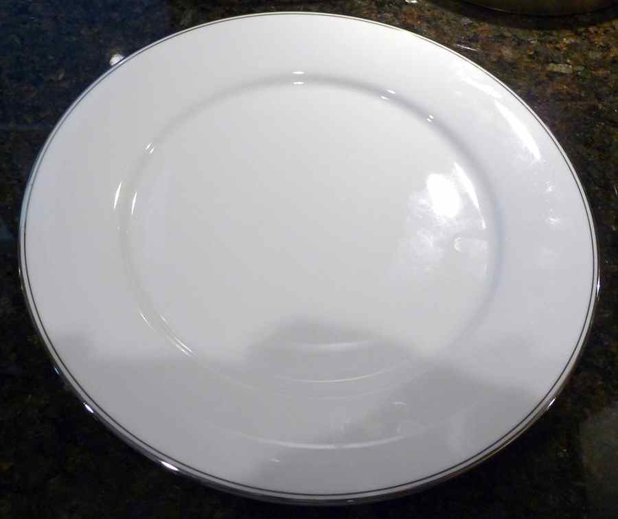 L454 Dinner Plate by Noritake-1