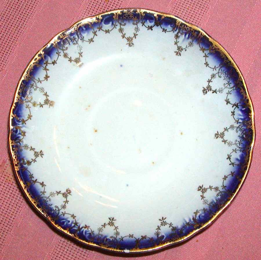 Trilby Saucer by New Wharf-1