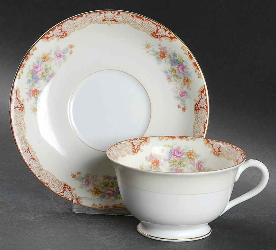 N3515 Footed Cup & Saucer Set by Noritake-1