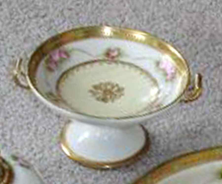 N4655 Hatpin Receiver by Noritake-1