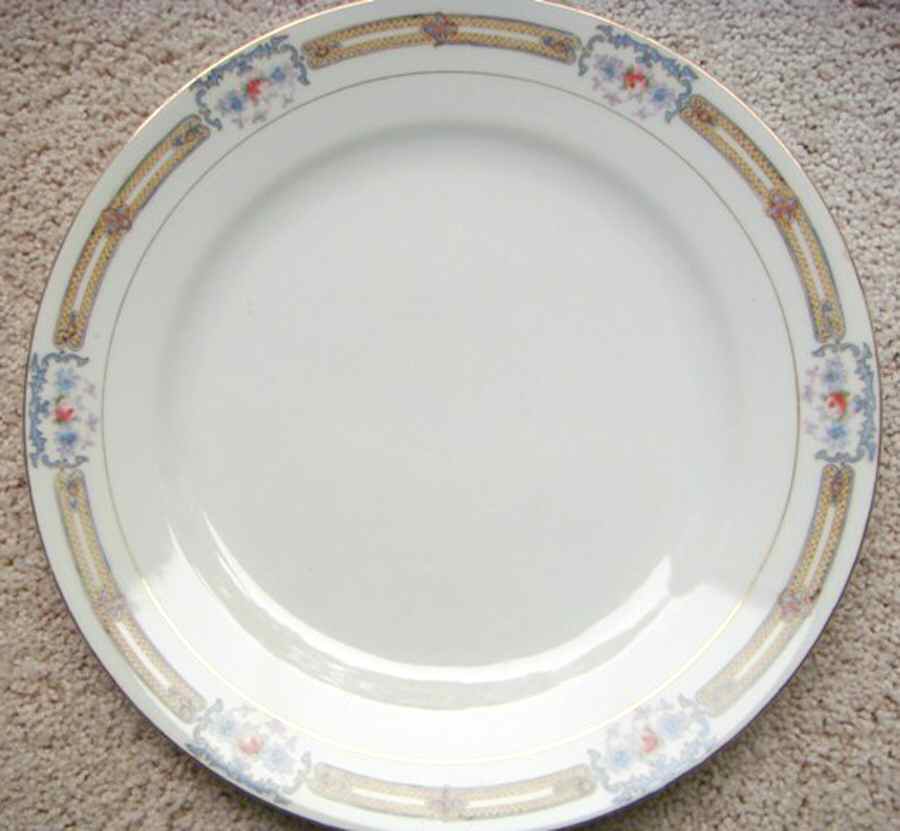 N3524 Dinner Plate by Noritake-1