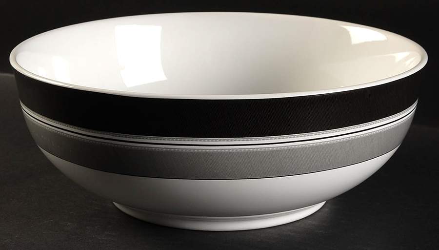 Grover Beach 9" Round Vegetable Bowl by Nautica-1