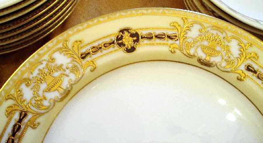N3541 Dinner Plate by Noritake-1