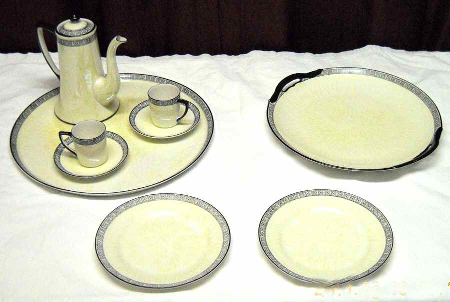 N3569 Handled Cake Plate by Noritake-1