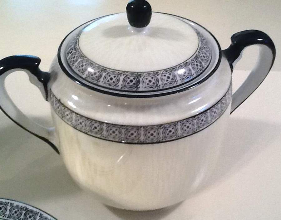 N3569 Sugar Bowl & Lid by Noritake-1