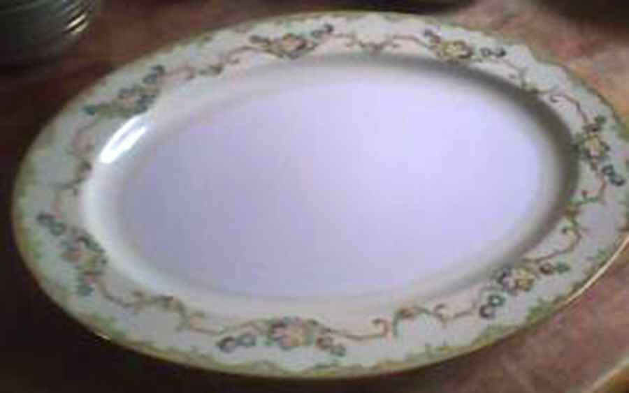 NAT62 17" Oval Serving Platter by National China-1