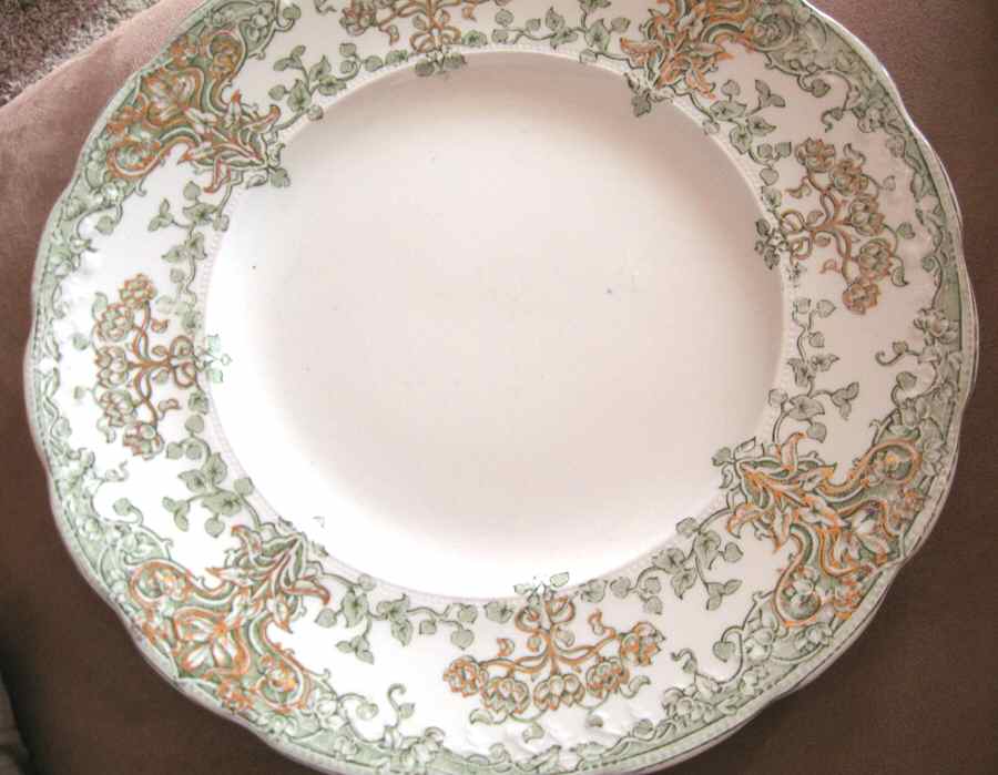 Chester Green Dinner Plate by New Wharf-1