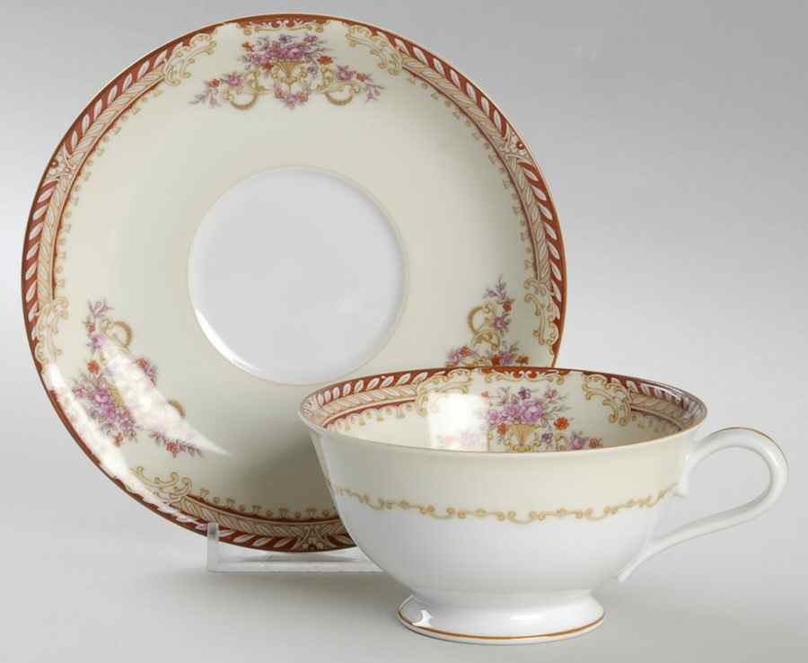 N3545 Footed Cup & Saucer Set by Noritake-1