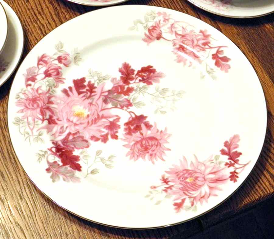 N3798 Dinner Plate by Noritake-1