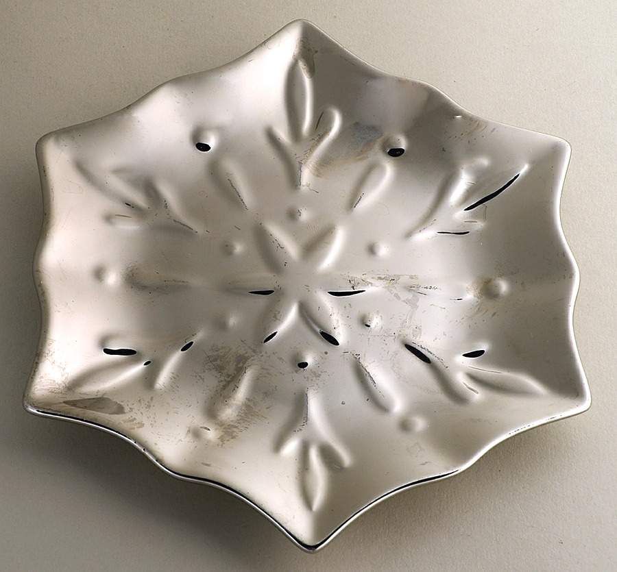 Silver Snowflake 7" Hexagonal Tray by Noble Excellence-1