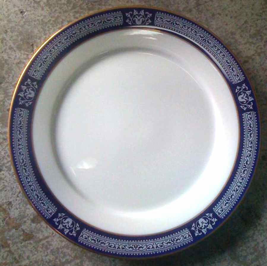 Cambridge Dinner Plate by Noritake-1