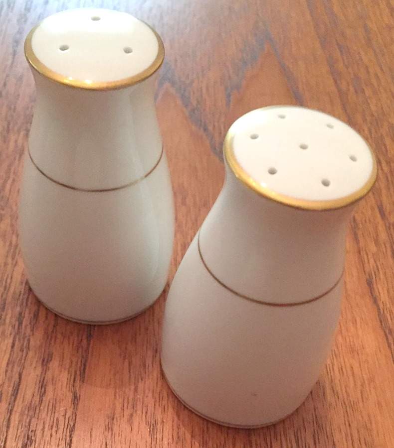 N3806 Salt & Pepper Set by Noritake-1