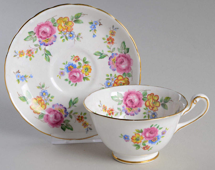 NCL24 Footed Cup & Saucer Set by New Chelsea-1