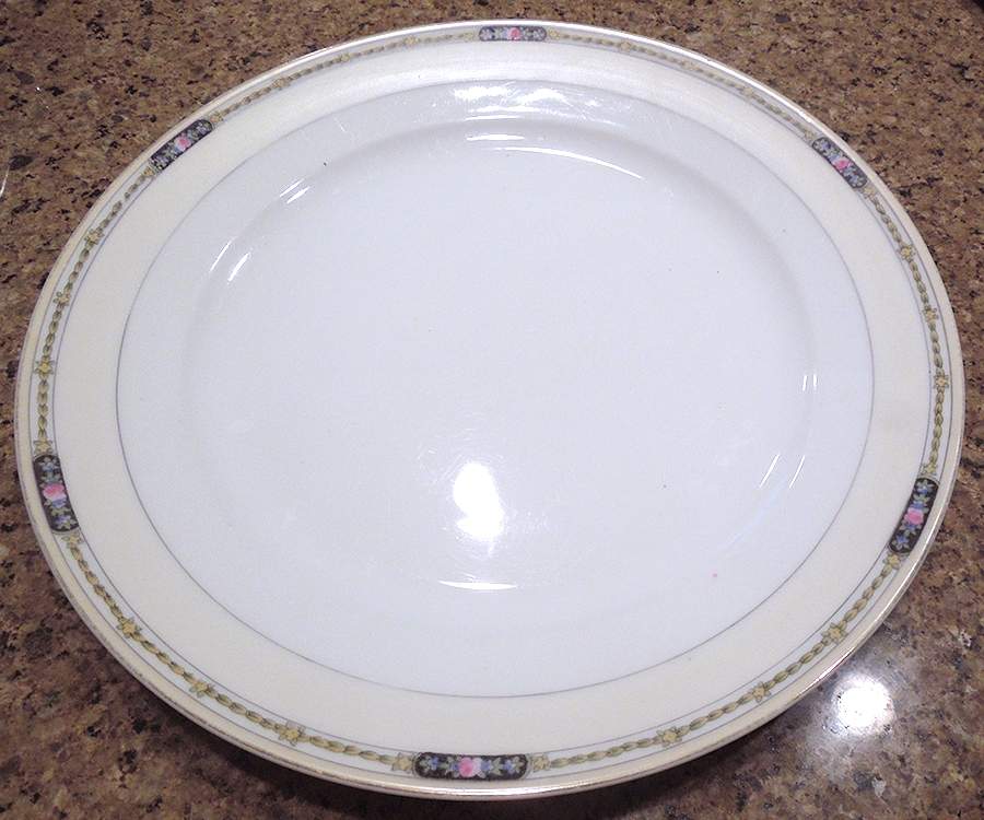 N3821 Dinner Plate by Noritake-1