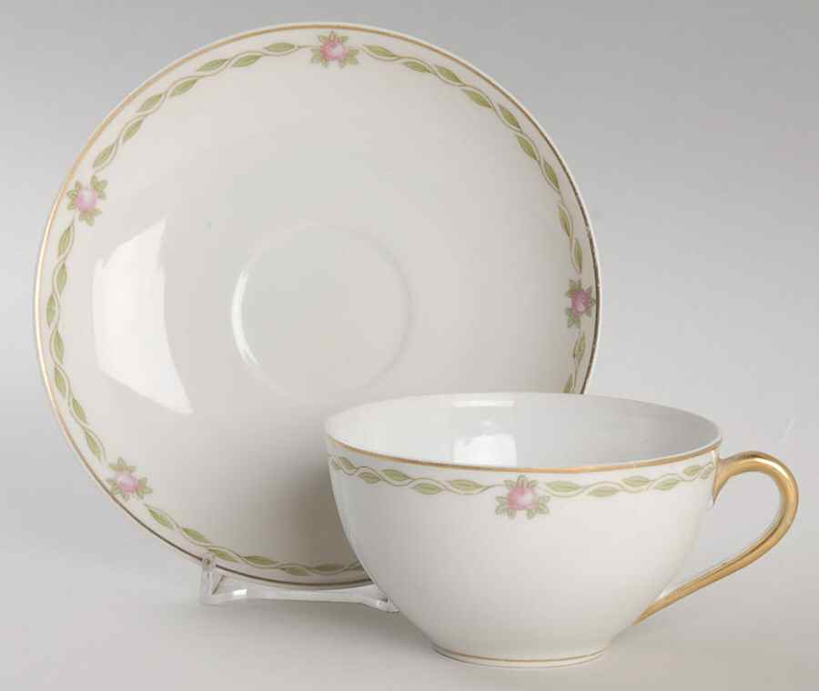 NAG62 Flat Cup & Saucer Set by Nagoya Shokai-1