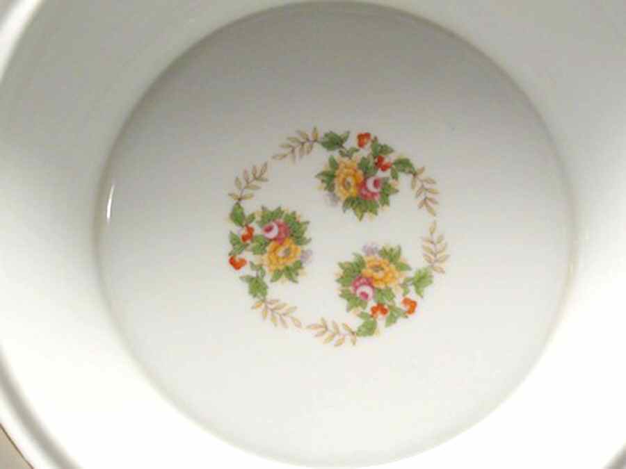 Moreland Round Covered Vegetable by Noritake-1