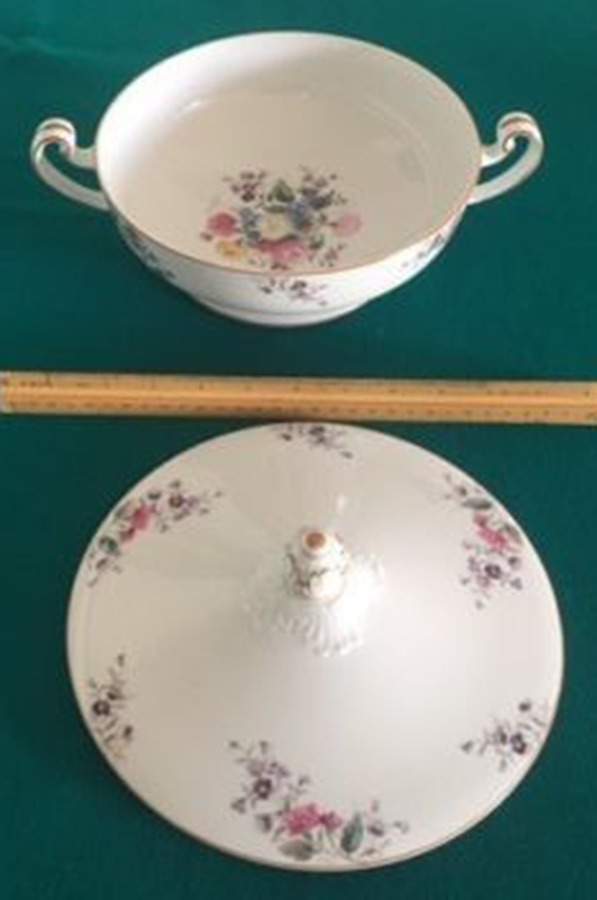 N3848 Round Covered Vegetable by Noritake-1