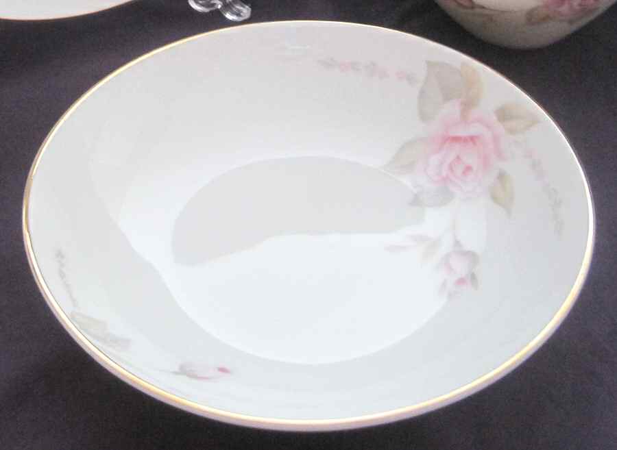 Elizabeth Fruit/Dessert (Sauce) Bowl by Norleans-1