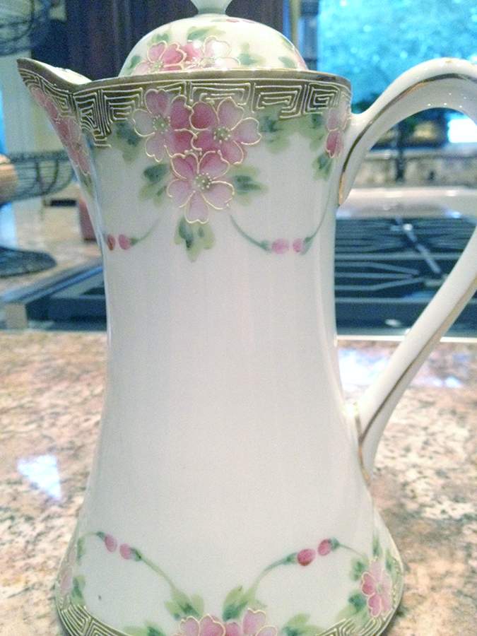 N5075 Chocolate Pot & Lid by Noritake-1