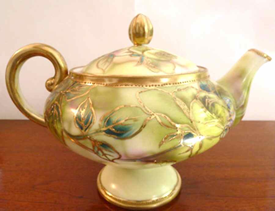 N3877 Teapot & Lid by Noritake-1