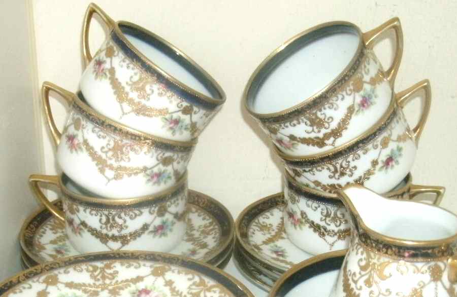 N3879 Flat Cup & Saucer Set by Noritake-1