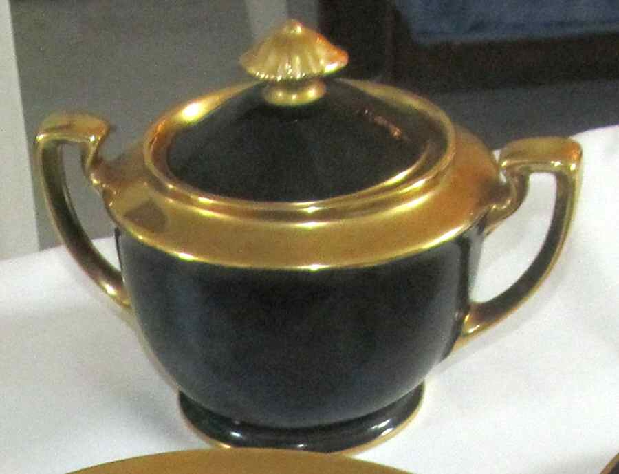 N3916 Sugar Bowl & Lid by Noritake-1