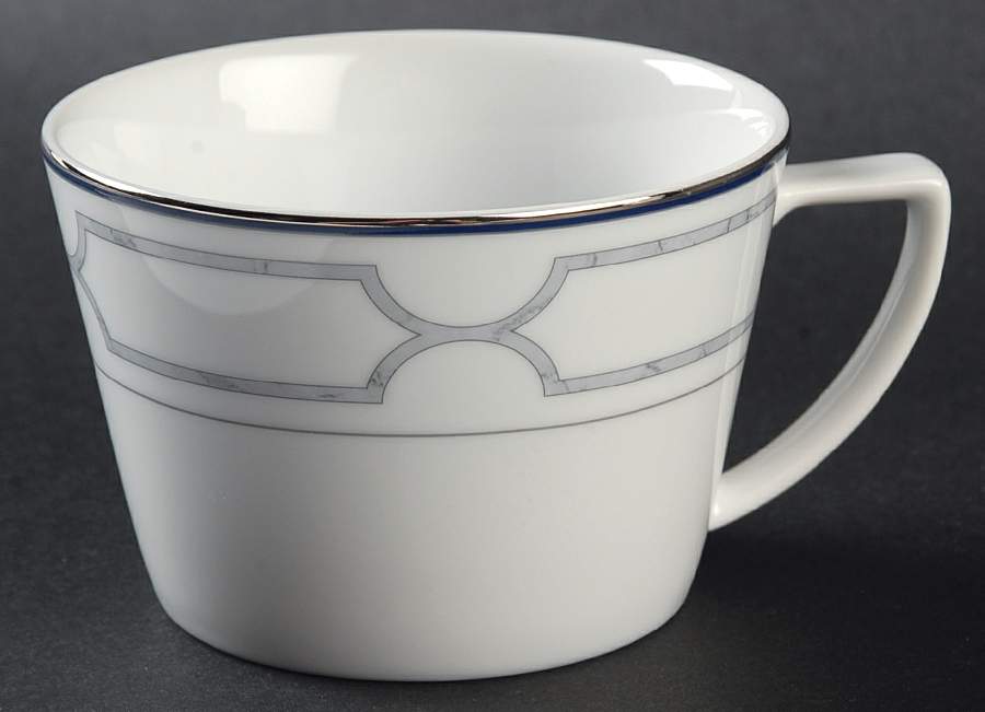 Courtyard Flat Cup by Nikko-1