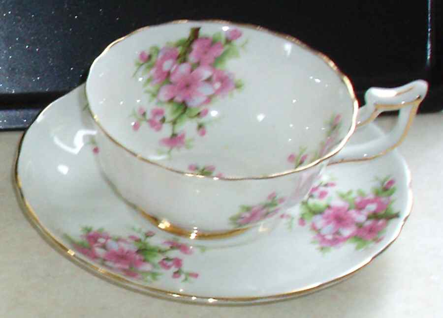 NCL27 Footed Cup & Saucer Set by New Chelsea-1