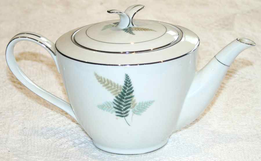 N3927 Teapot & Lid by Noritake-1