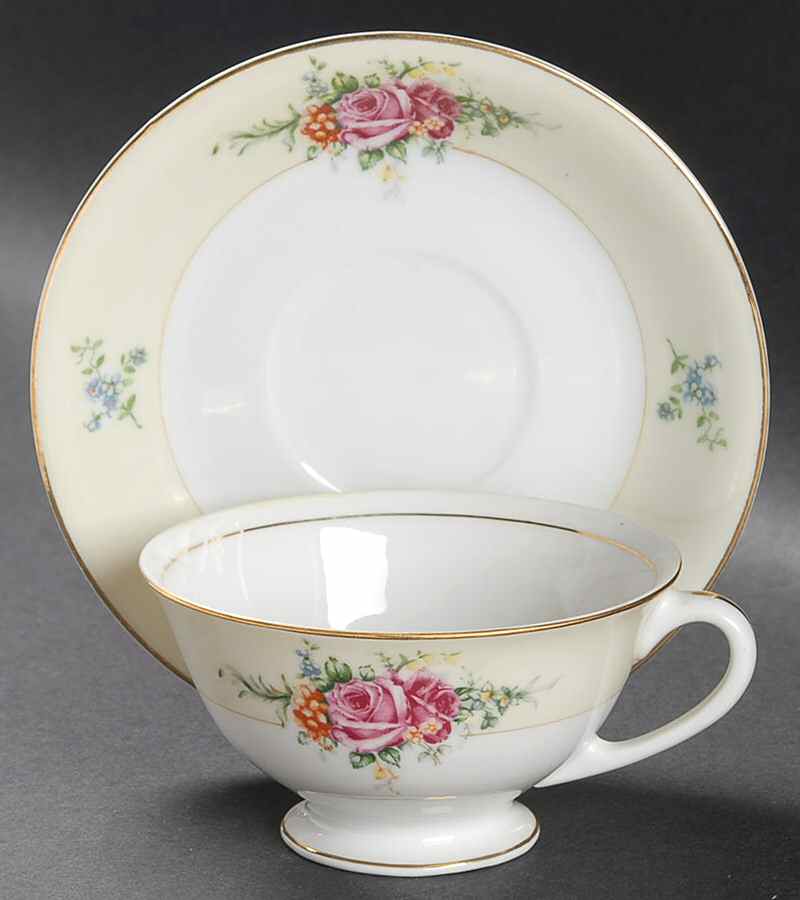 NAR115 Footed Cup & Saucer Set by Narumi-1