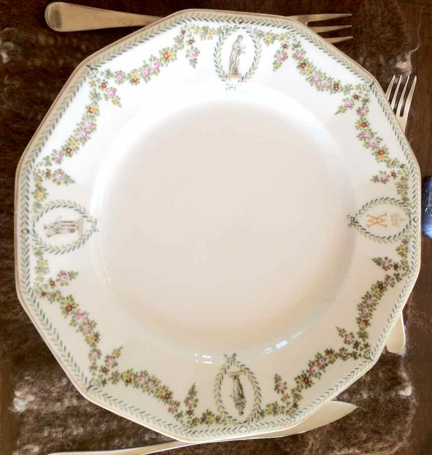 NYM30 Dinner Plate by Nymphenburg-1