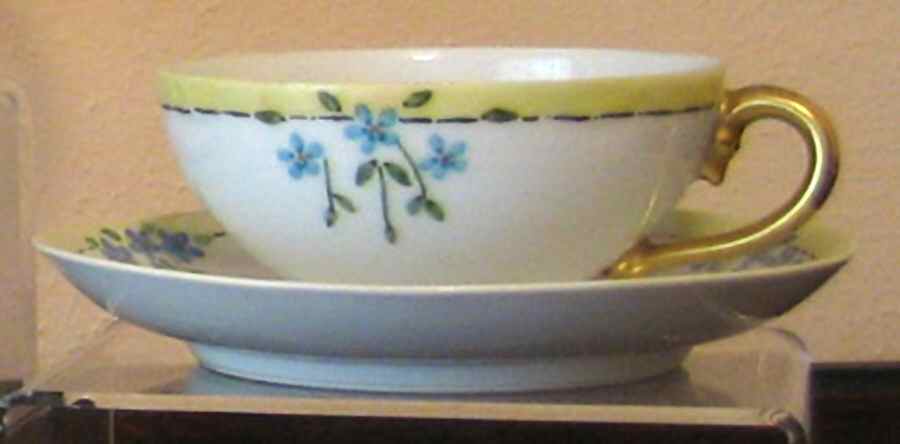 N3945 Flat Cup & Saucer Set by Noritake-1