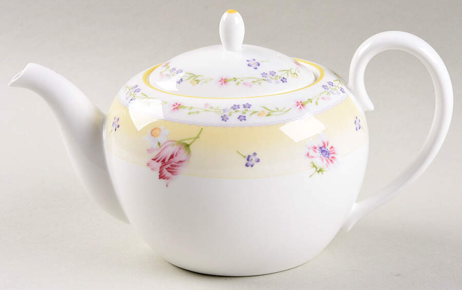 Jeune Fleur Teapot & Lid by Noritake-1
