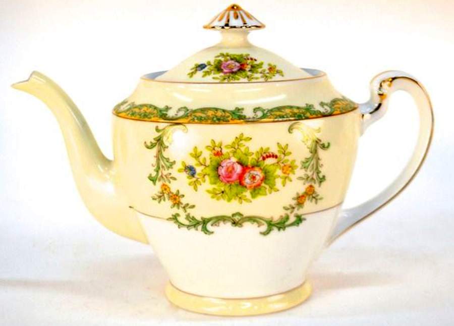 N3978 Teapot & Lid by Noritake-1