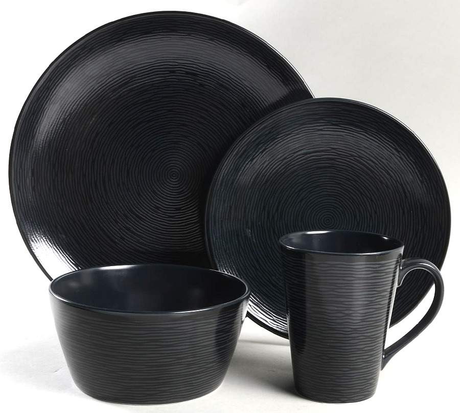 BoB Swirl (Black on Black) 4 Piece Place Setting by Noritake-1