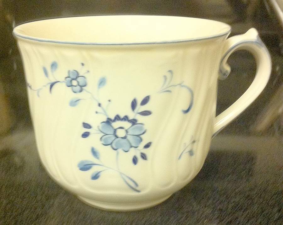 EDEL BLUME Flat Cup by Nikko-1