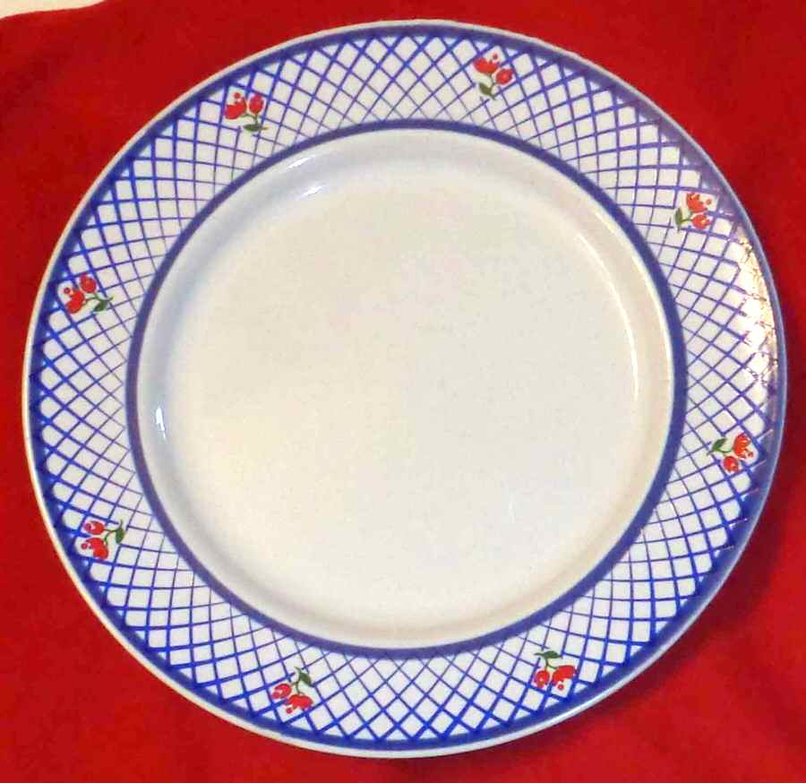 Grammercy Park Salad Plate by Newcor-1