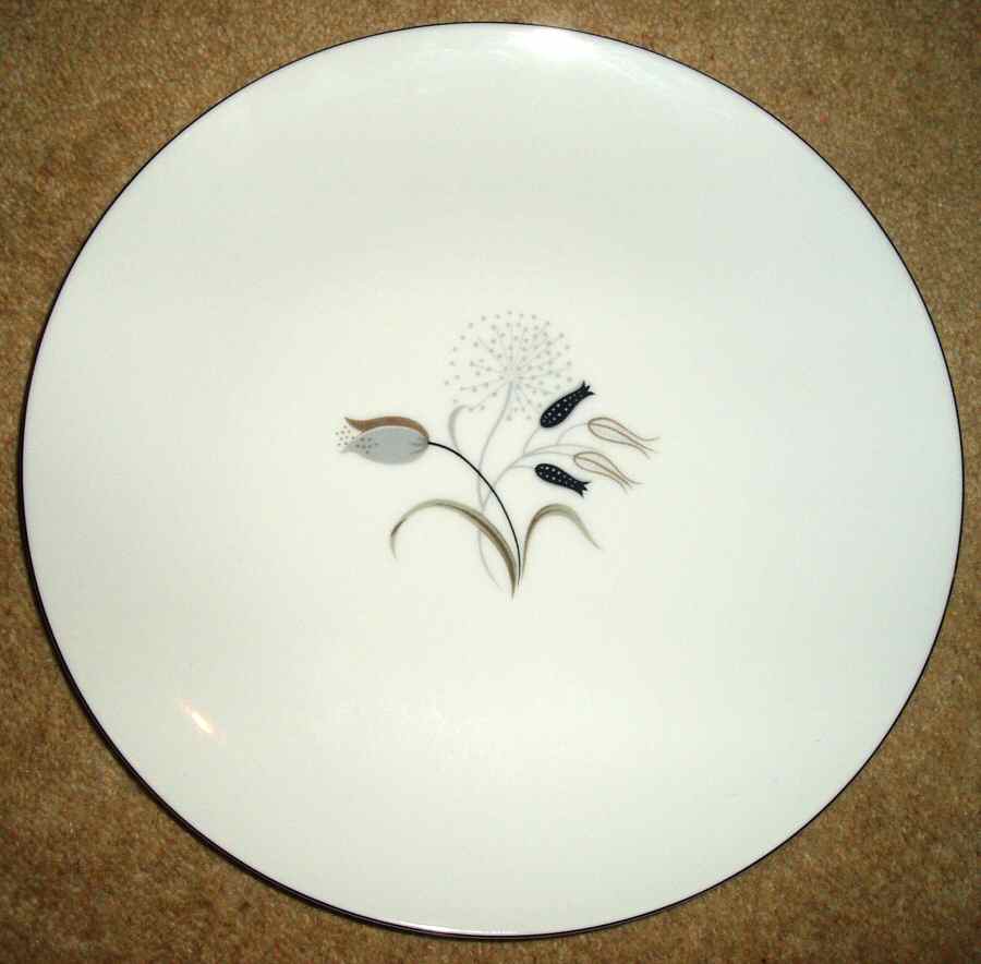 N3647 Dinner Plate by Noritake-1