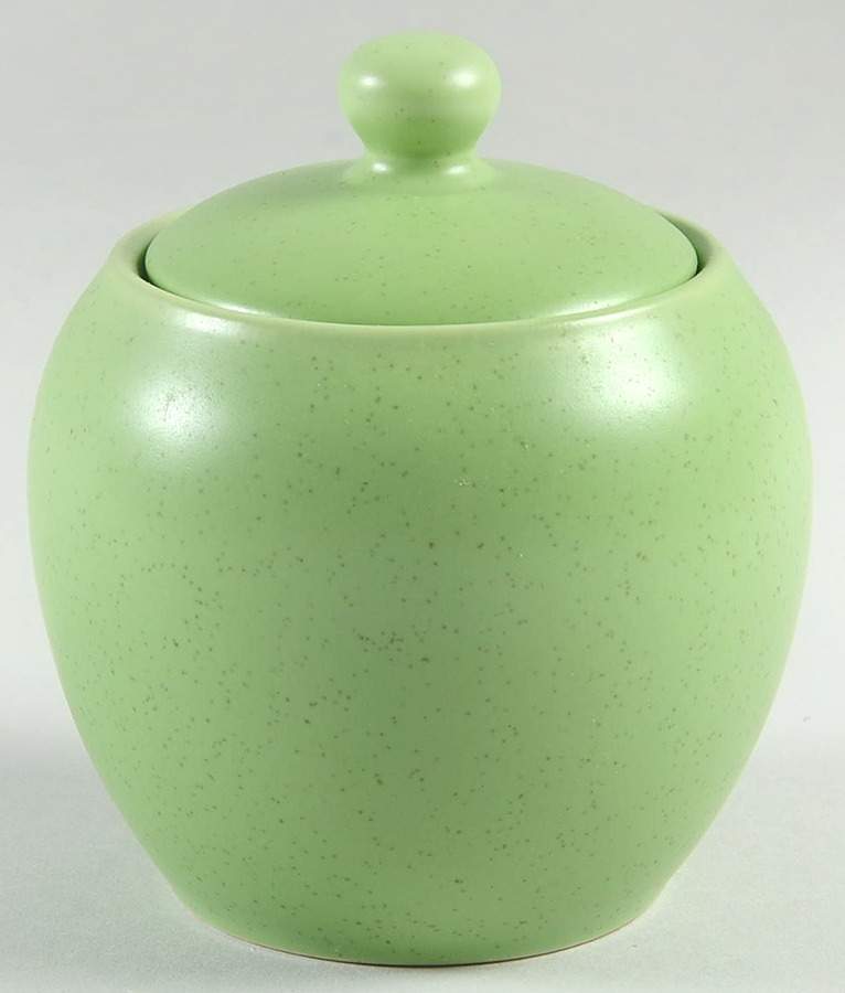 Colorwave Apple Green (Dark) Sugar Bowl & Lid by Noritake-1