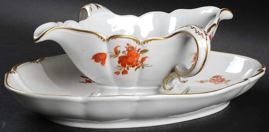 2054 Gravy Boat with Attached Underplate by Nymphenburg-1