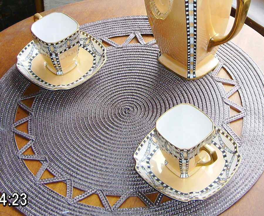 N4079 Footed Cup & Saucer Set by Noritake-1