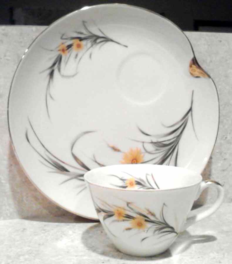 4ZD-5317 Snack Plate & Cup Set by Napco-1