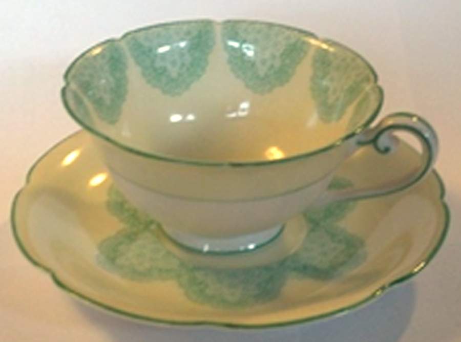 N3654 Footed Cup & Saucer Set by Noritake-1