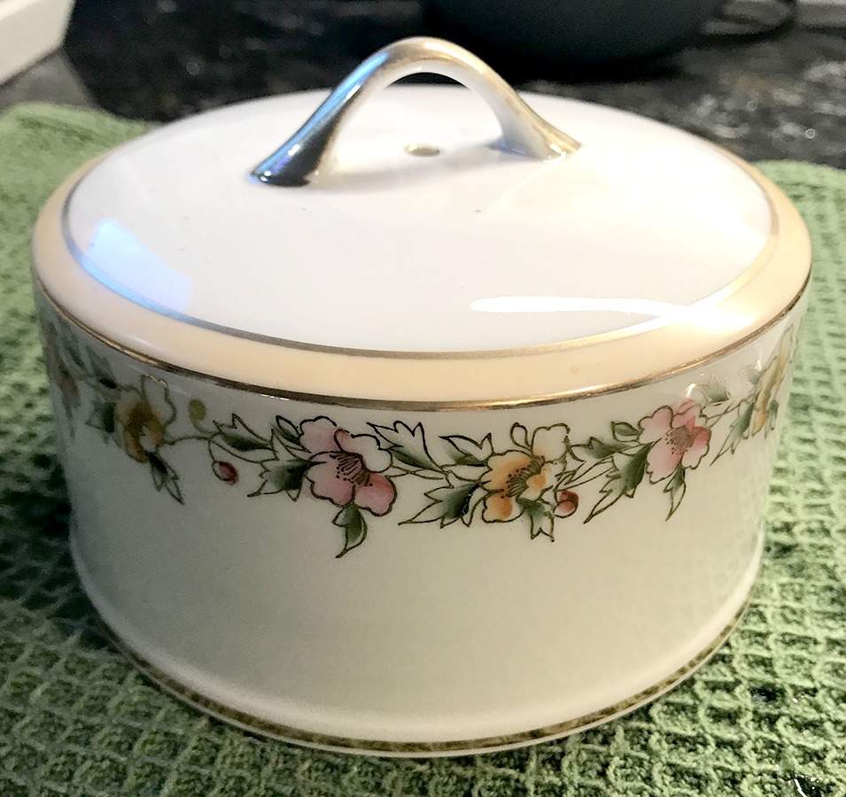 N4104 Lid for Round Butter by Noritake-1