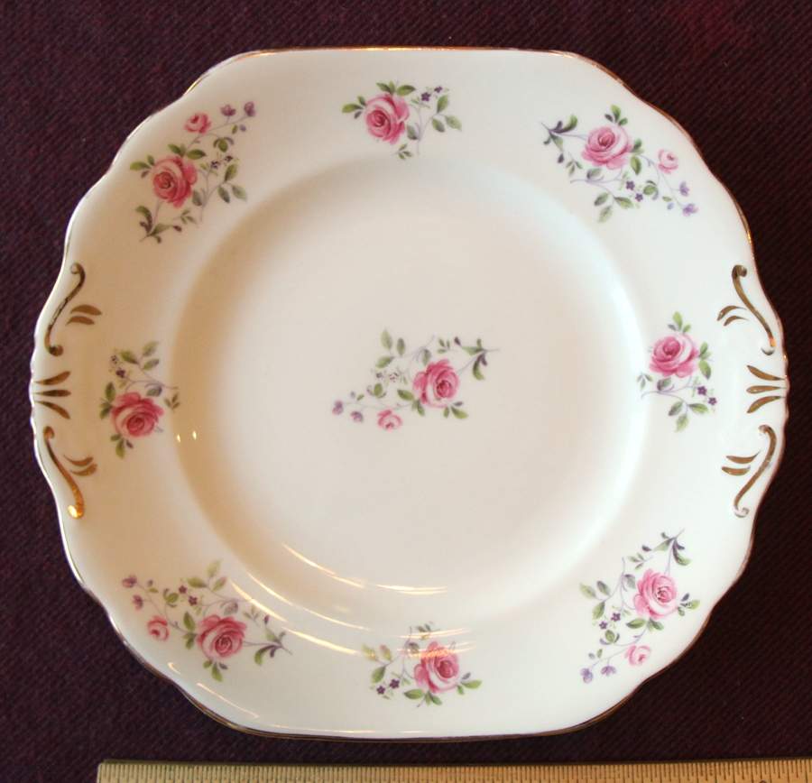 NCL29 Square Handled Cake Plate by New Chelsea-1