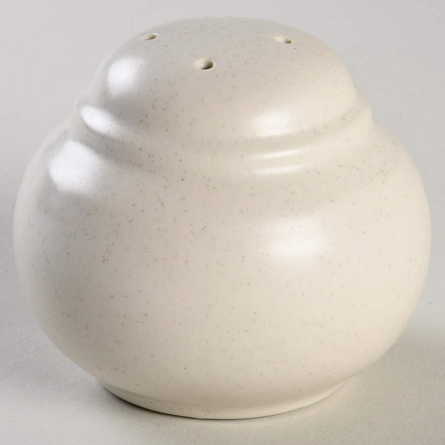 Colorvara White Pepper Shaker by Noritake-1