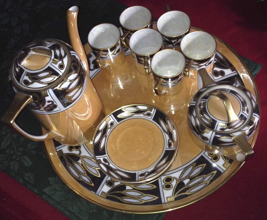 N4162 Round Tray by Noritake-1
