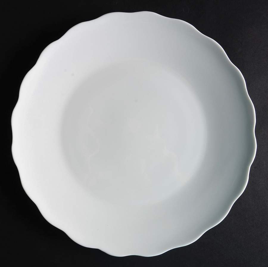 Lotus Dinner Plate by Nicole Miller Home-1