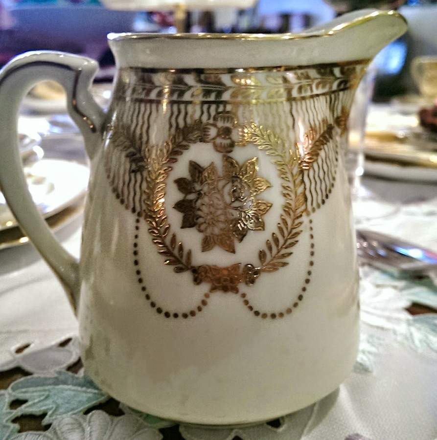 N4206 Creamer by Noritake-1
