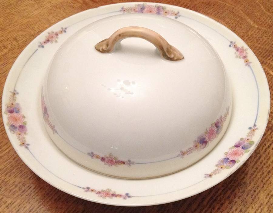 N7355 Round Covered Butter with Strainer by Noritake-1